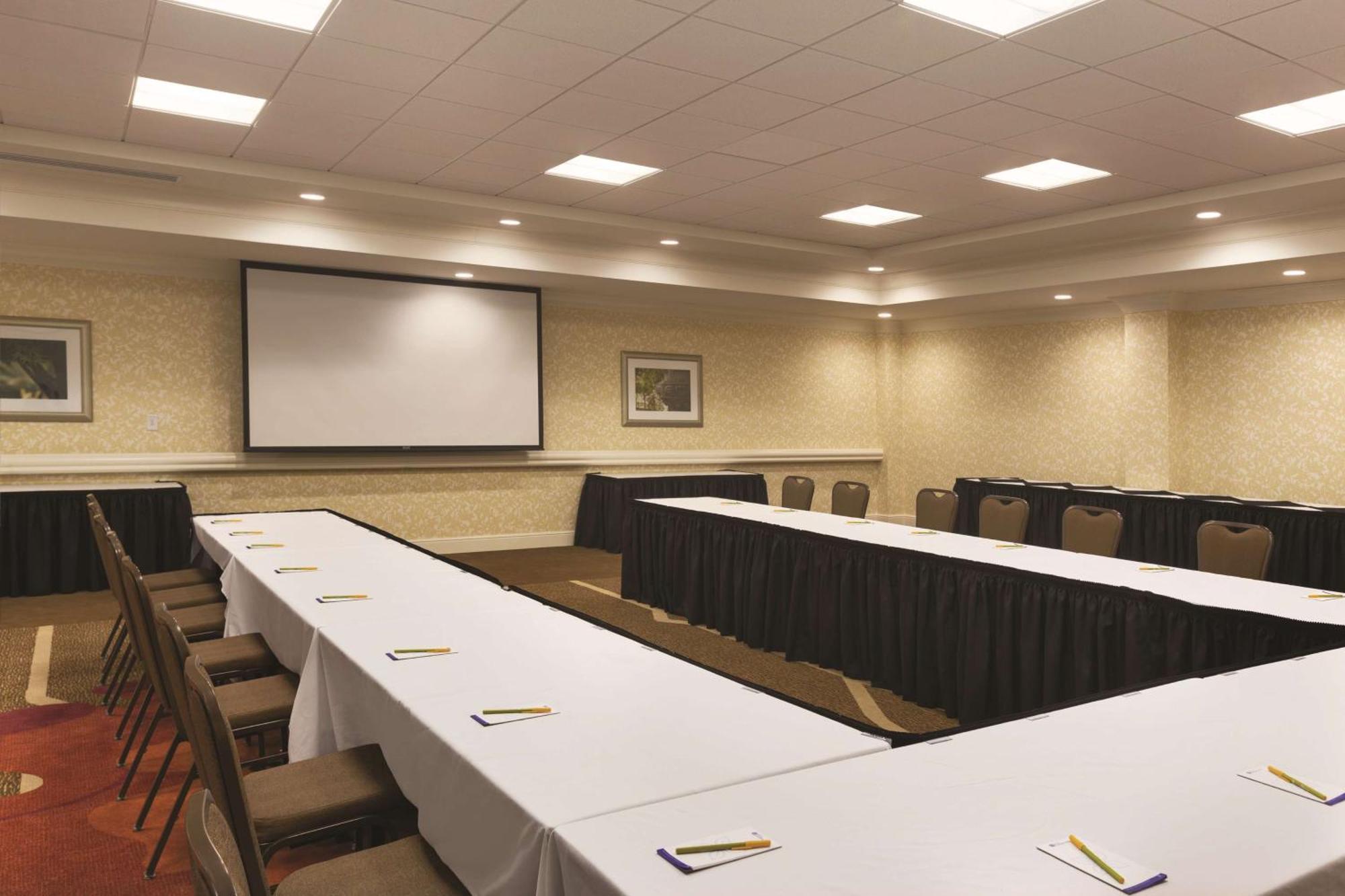 Hilton Garden Inn Wallingford/Meriden Zewnętrze zdjęcie